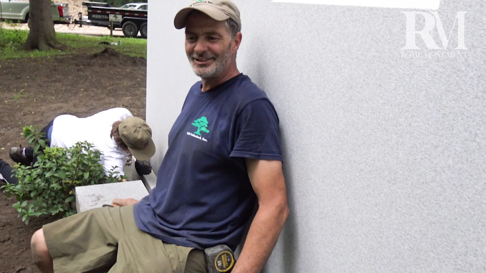 How a Mausoleum Bench Provides Beauty and Comfort